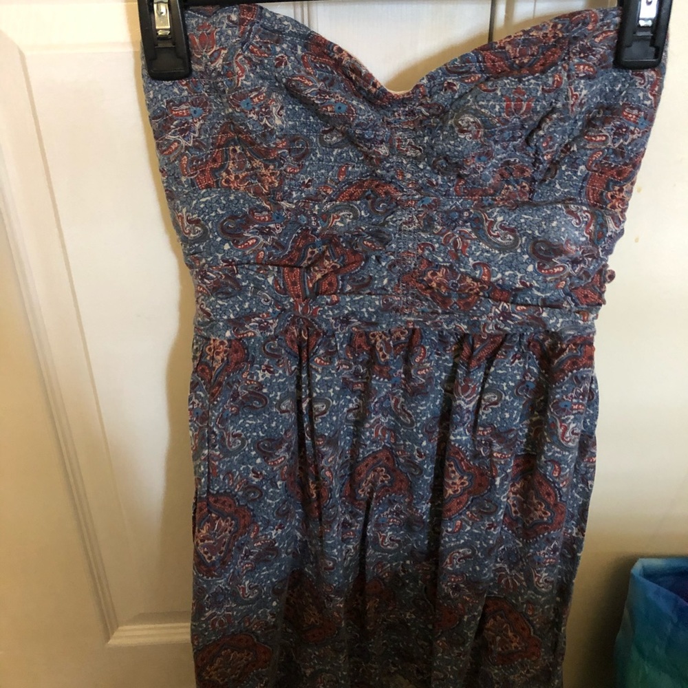 Strapless dress